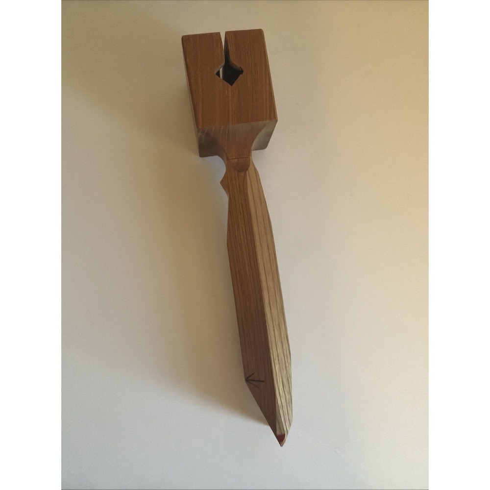 Japanese Handcrafted wooden mallet with carved handle and diamond cutout head. - Picture 7 of 11